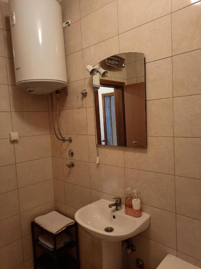 פלוזינה Apartment Jovovic מראה חיצוני תמונה